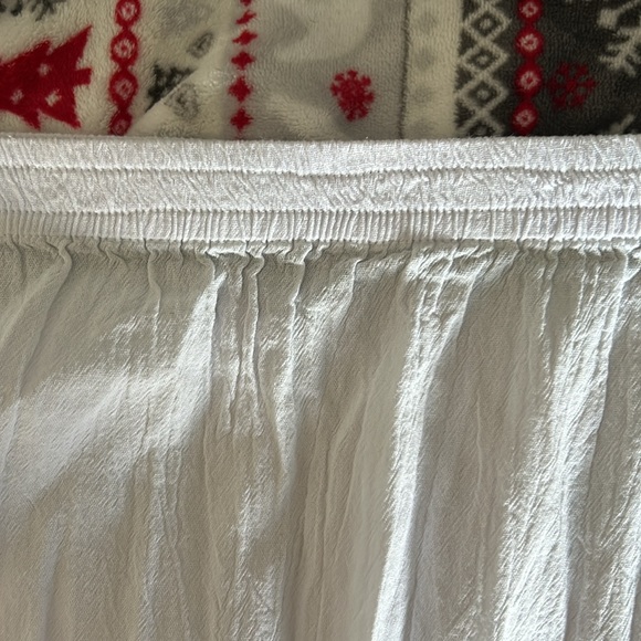 Maya Jones White Gauze Pull on Tiered Skirt - Picture 4 of 6